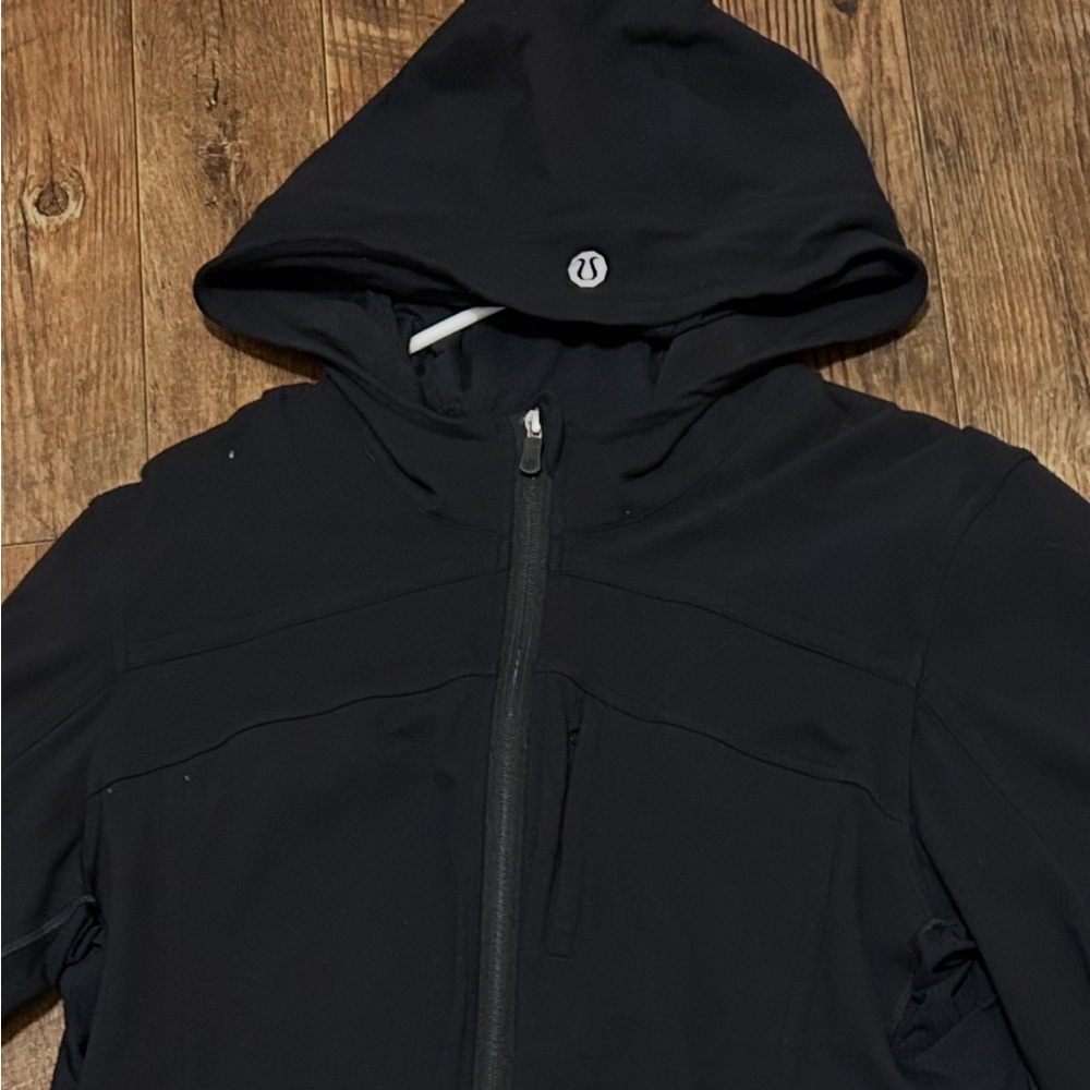 lululemon athletica Men’s Black Hooded lightweight Jacket